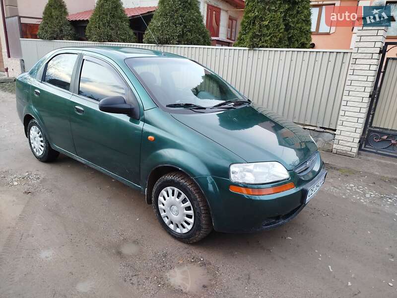 Chevrolet Aveo (2005)
