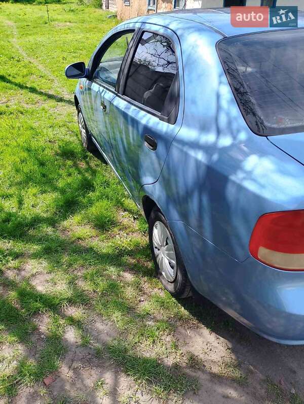 Chevrolet Aveo (2005)