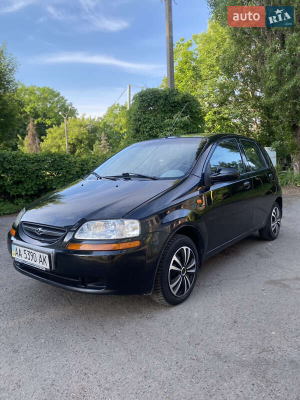 Chevrolet Aveo (2004)