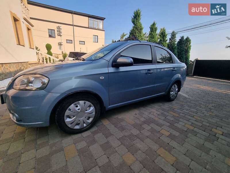Chevrolet Aveo (2008)