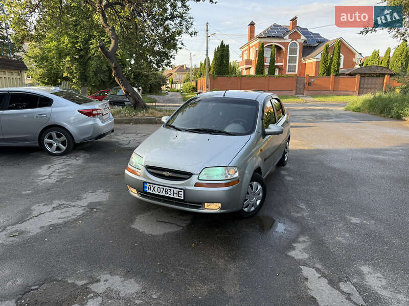 Chevrolet Aveo (2004)