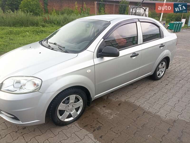 Chevrolet Aveo (2008)