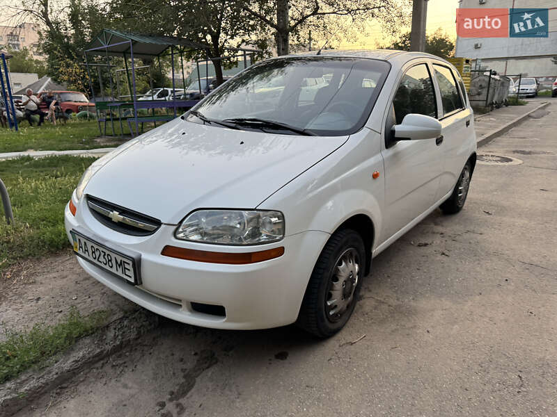 Chevrolet Aveo (2004)