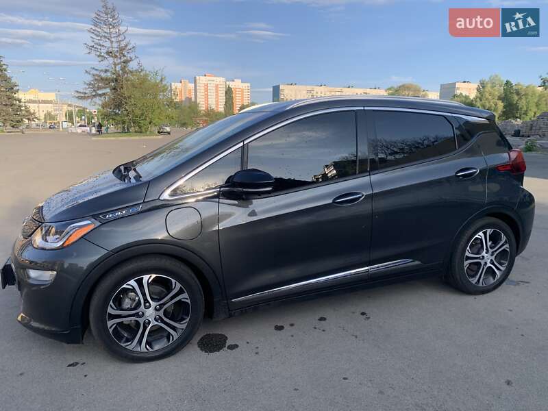 Chevrolet Bolt ev (2020)