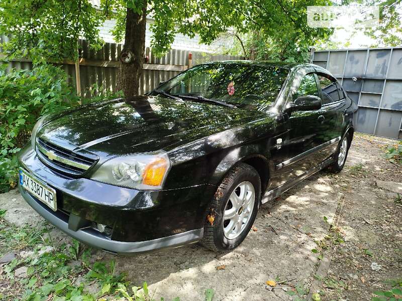 Chevrolet Evanda (2005)