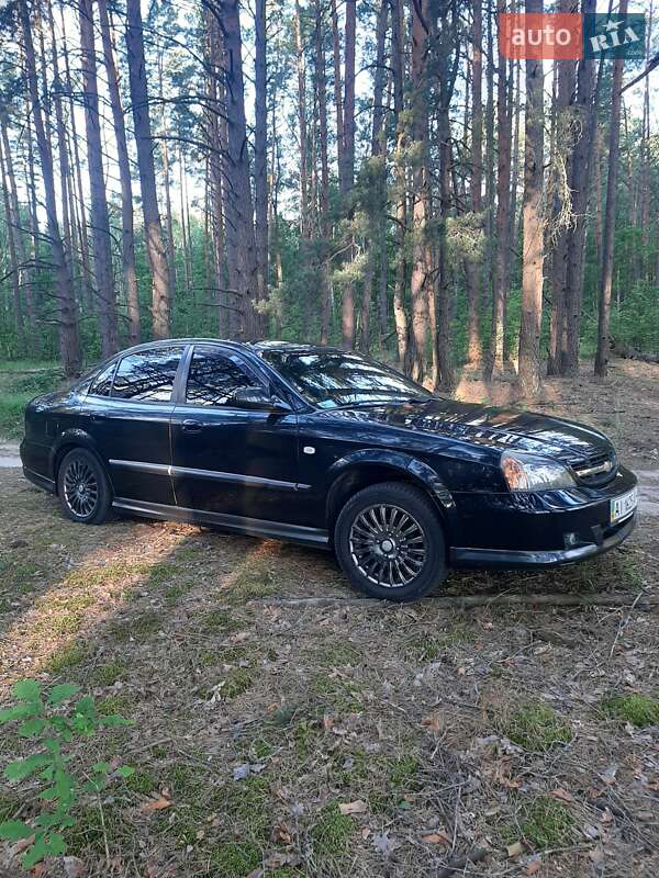 Chevrolet Evanda (2005)