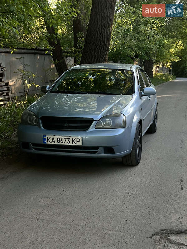 Chevrolet Lacetti (2010)