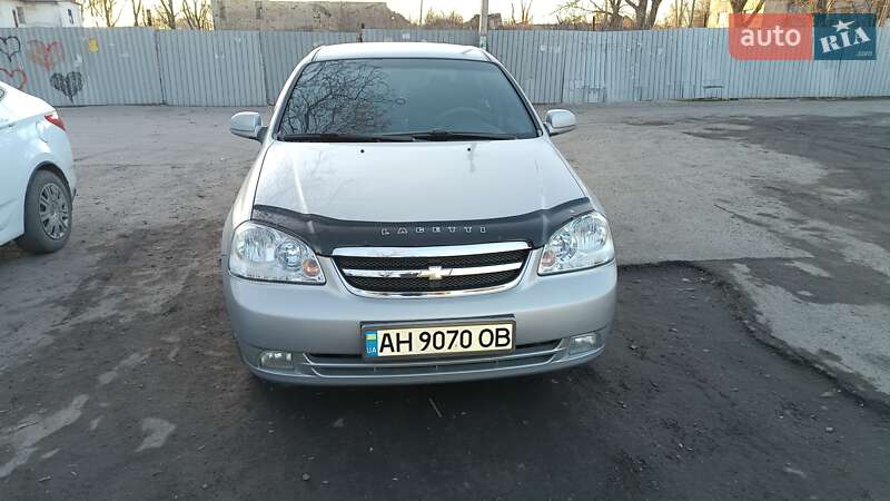 Chevrolet Lacetti (2005)