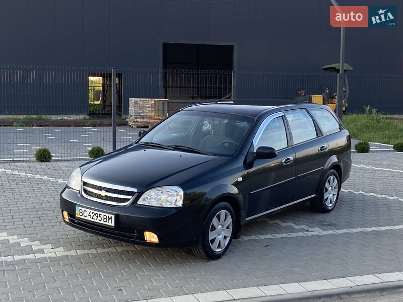 Chevrolet Lacetti (2008)
