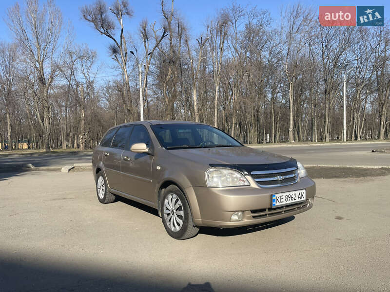 Chevrolet Lacetti (2005)