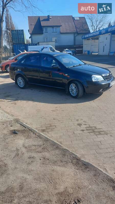 Chevrolet Lacetti (2005)