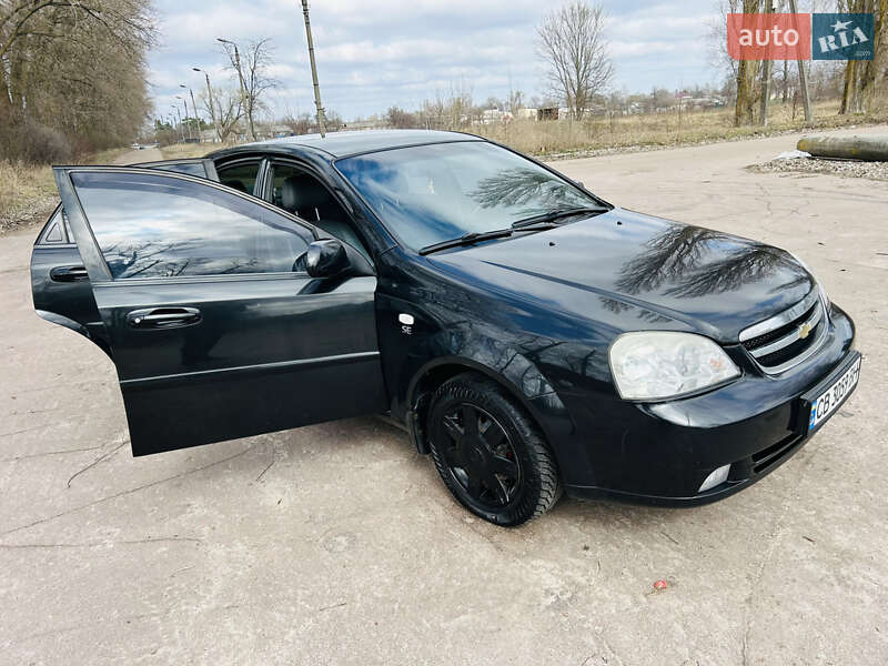 Chevrolet Lacetti (2005)