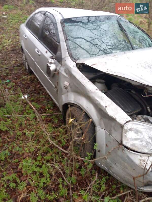 Chevrolet Lacetti (2012)