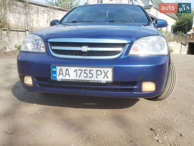 Chevrolet Lacetti (2005)