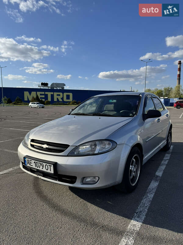 Chevrolet Lacetti (2008)