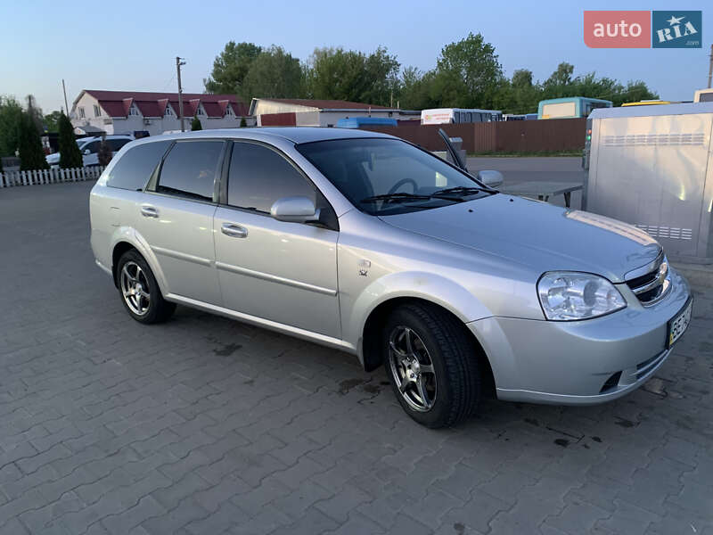 Chevrolet Lacetti (2008)