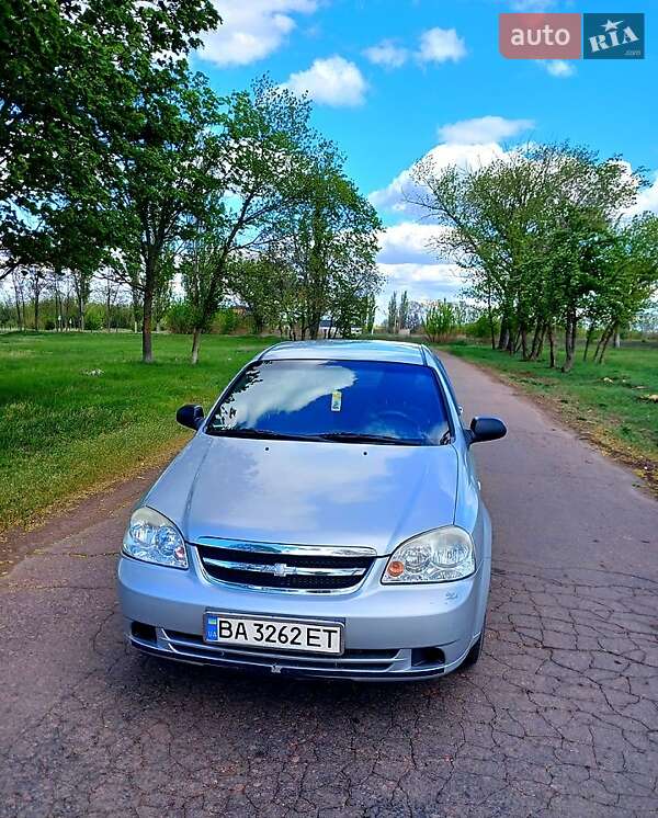 Chevrolet Lacetti (2008)