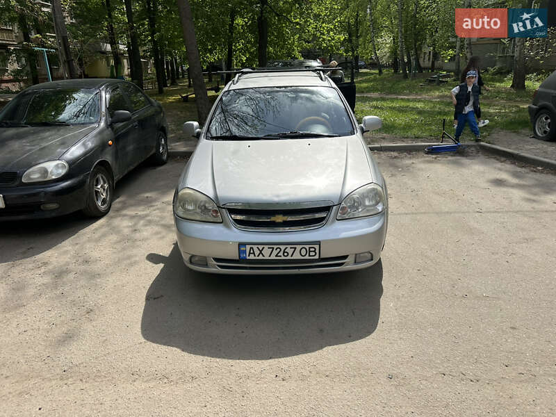 Chevrolet Lacetti (2004)