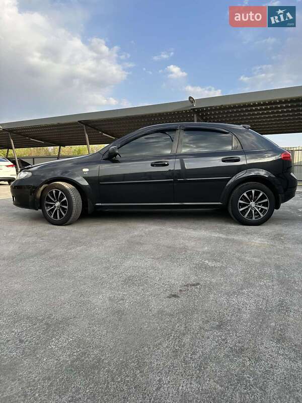 Chevrolet Lacetti (2008)