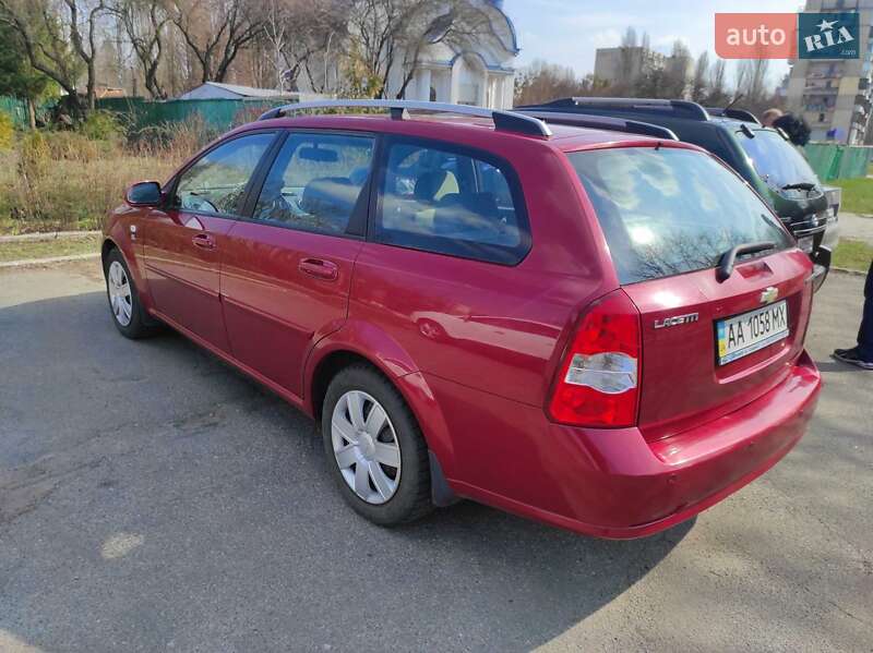 Chevrolet Lacetti (2012)