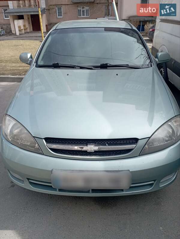 Chevrolet Lacetti (2008)