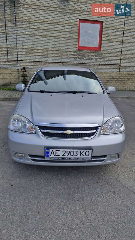 Chevrolet Lacetti (2005)