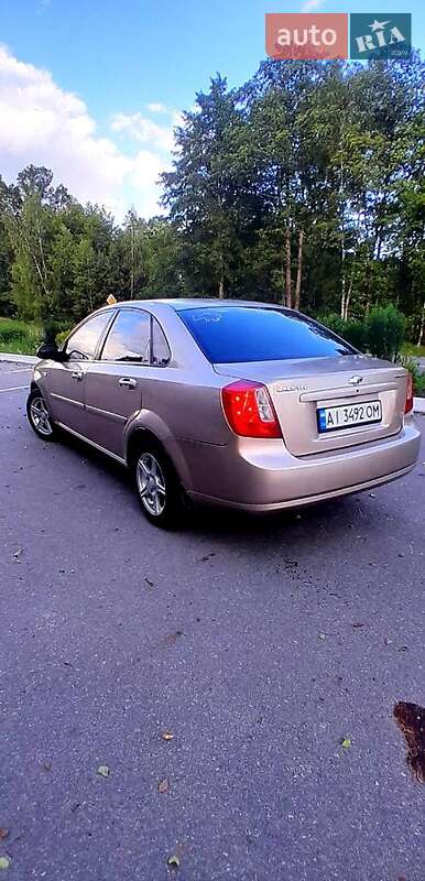 Chevrolet Lacetti (2008)