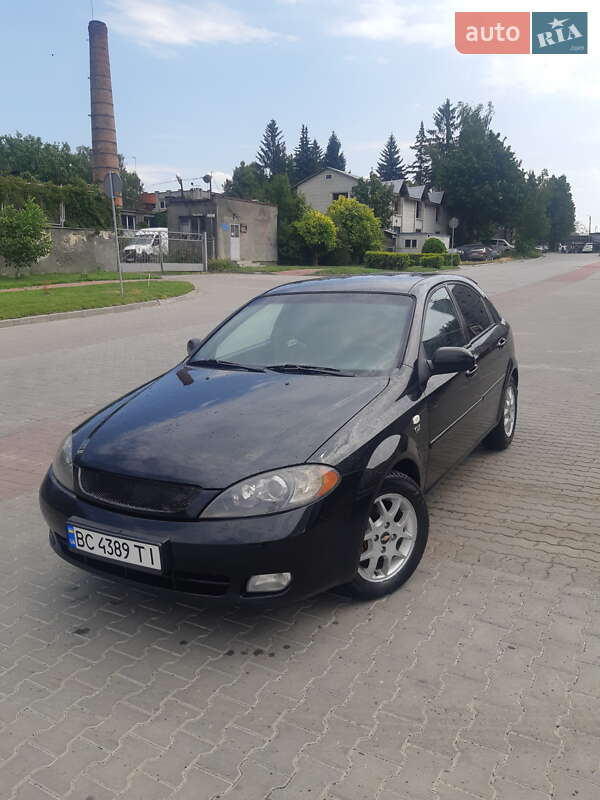 Chevrolet Lacetti (2008)