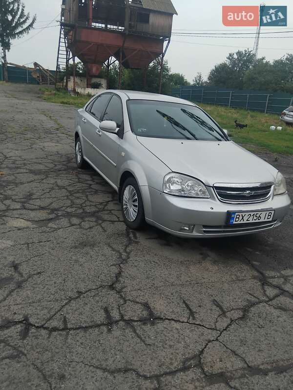 Chevrolet Lacetti (2005)