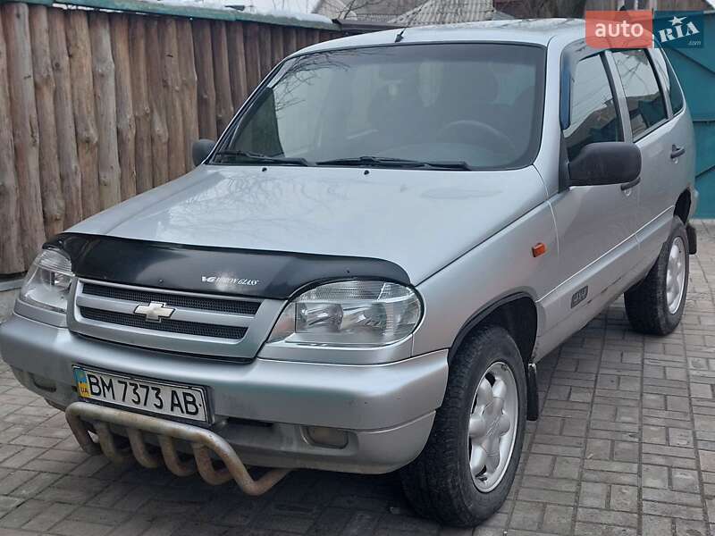 Chevrolet Niva (2006)