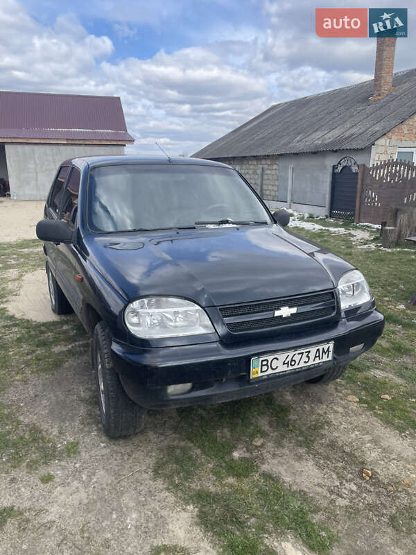 Chevrolet Niva (2006)