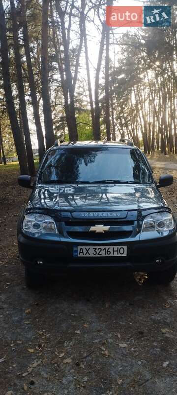 Chevrolet Niva (2016)