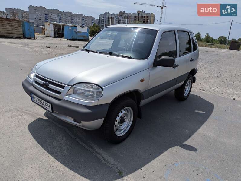 Chevrolet Niva (2007)