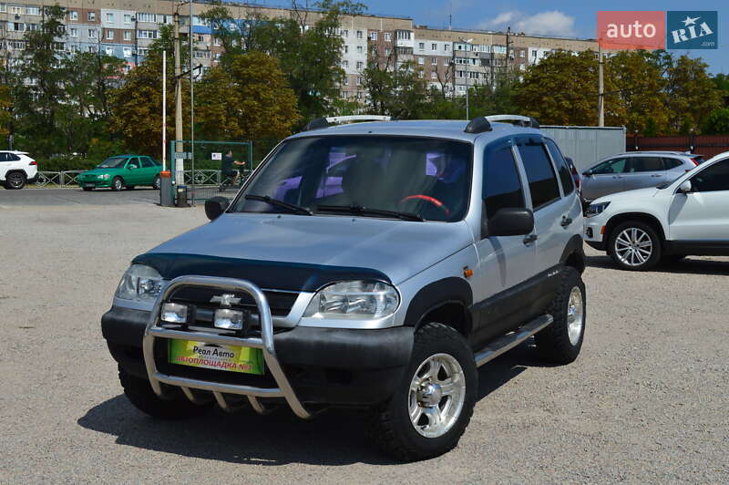 Chevrolet Niva (2007)