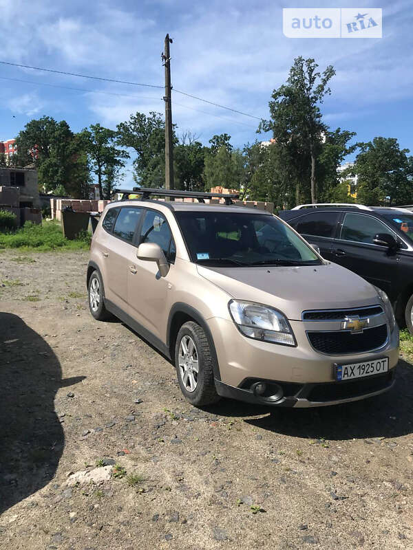 Chevrolet Orlando (2012)