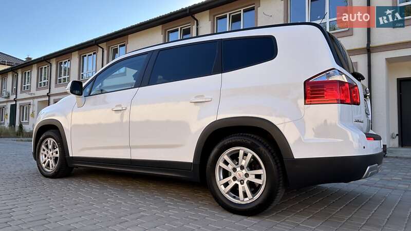 Chevrolet Orlando (2016)