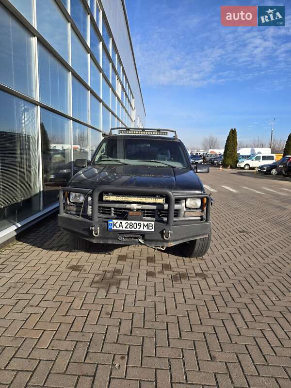 Chevrolet Suburban (1997)