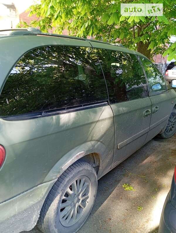 Chrysler Grand voyager (2007)