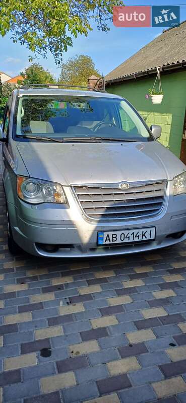 Chrysler Grand voyager (2008)