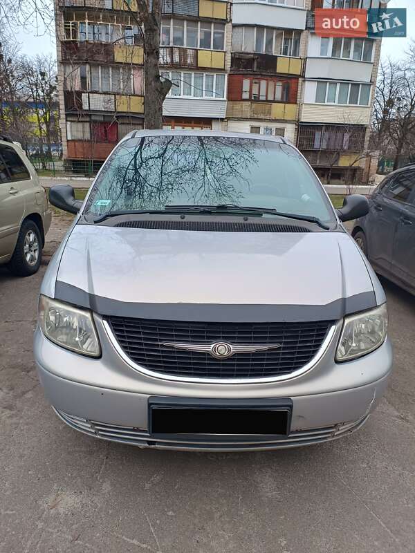 Chrysler Grand voyager (2001)