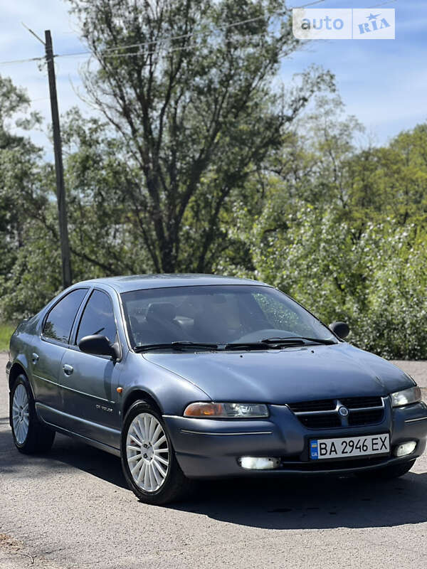 Chrysler Stratus (1995)