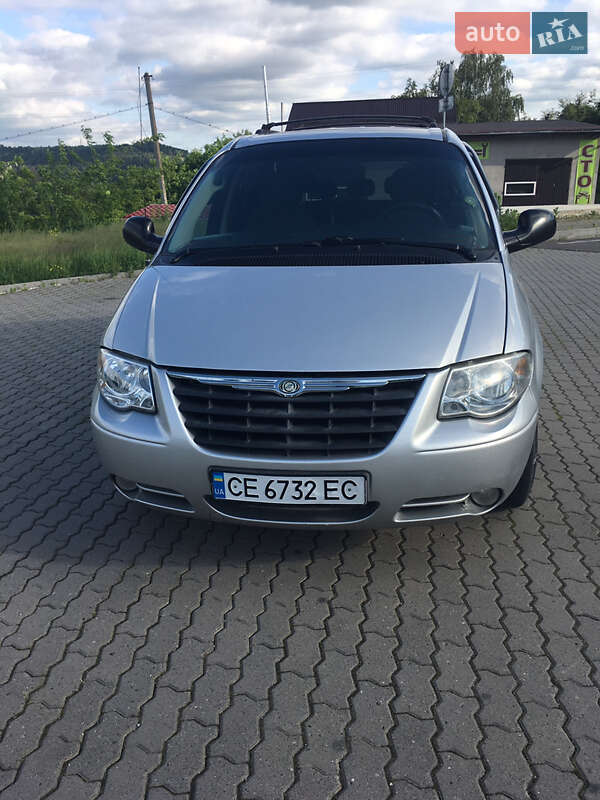 Chrysler Town  country (2007)