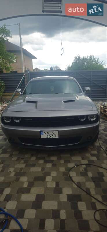 Dodge Challenger (2017)