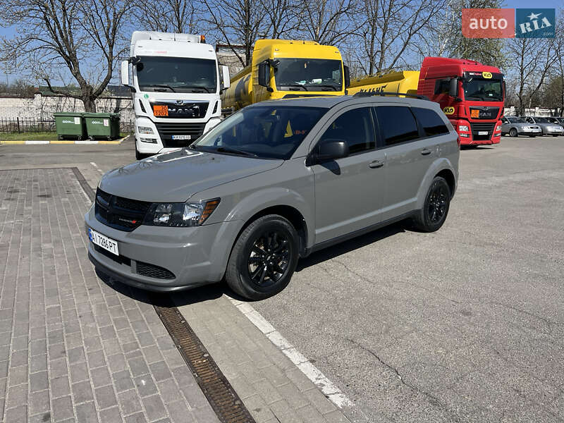 Dodge Journey (2020)