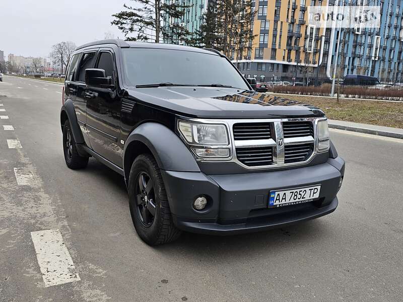 Dodge Nitro (2007)