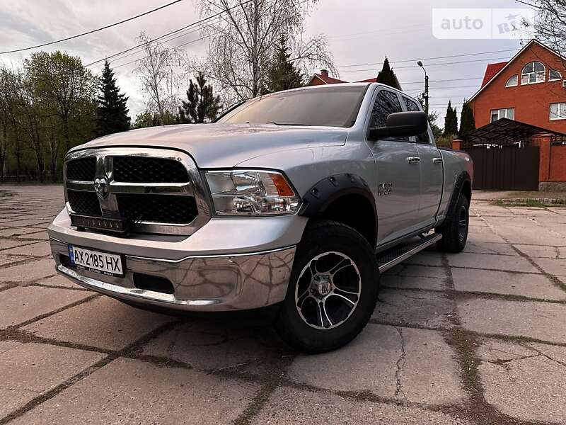 Dodge Ram 1500 (2013)