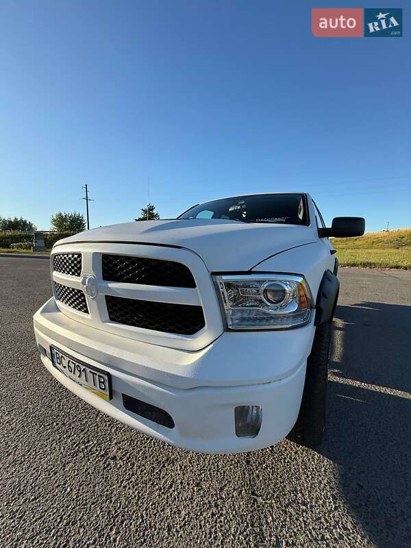 Dodge Ram 1500 (2015)
