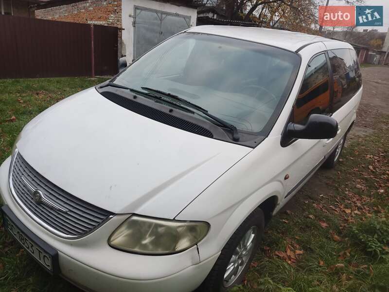 Dodge Ram van (2002)