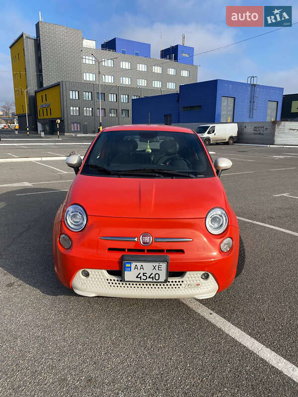 Fiat 500e (2015)