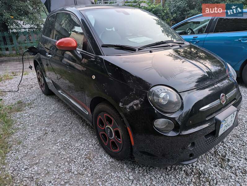 Fiat 500e (2015)